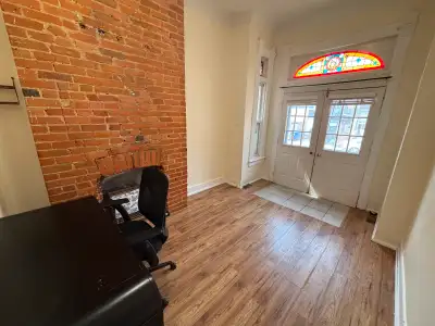3 br for rent downtown Toronto