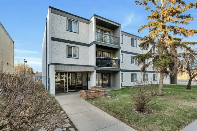 2 Bedrooms Condo for Rent in Red Deer, AB
