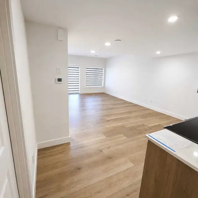 2 Bedroom Basement Suite  in Long Term Rentals in Edmonton - Image 4
