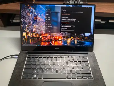 Dell XPS15 9550 - 4k UHD Touchscreen, View more