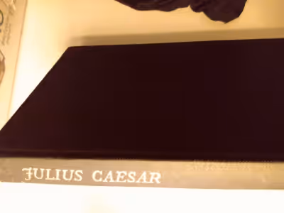 Vintage hard cover copy of Julius Caesar by Shakespeare. In good condition. See my other ads.