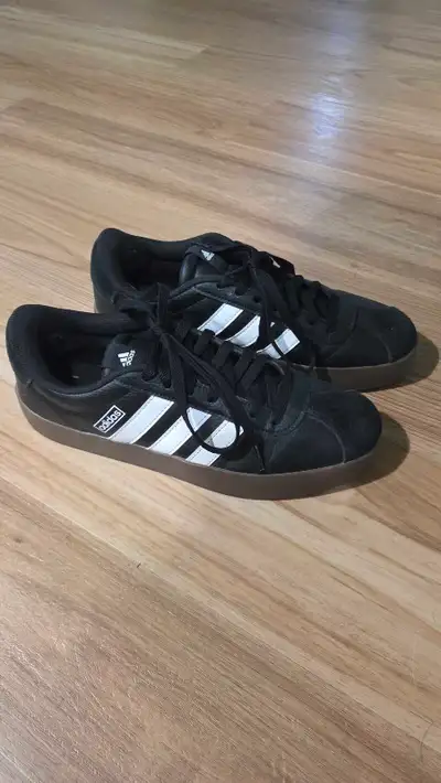 Adidas VL Court 3.0 Woman's size 8 1/2 , View more