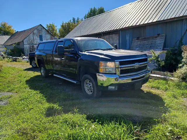 2010 Chevrolet 2500HD 4x4 long bed