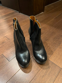 Le Chateau women's leather boots $25