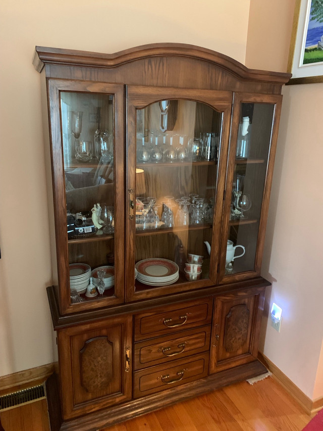 Antique hutch  in Arts & Collectibles in Ottawa