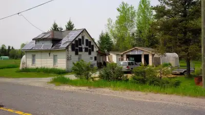 House Garage storage shed covered rear deck, Hydro and solar power with battery storage, drilled wel...