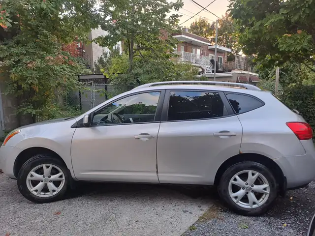 Nissan Rogue SL AWD 2009 (SUV)