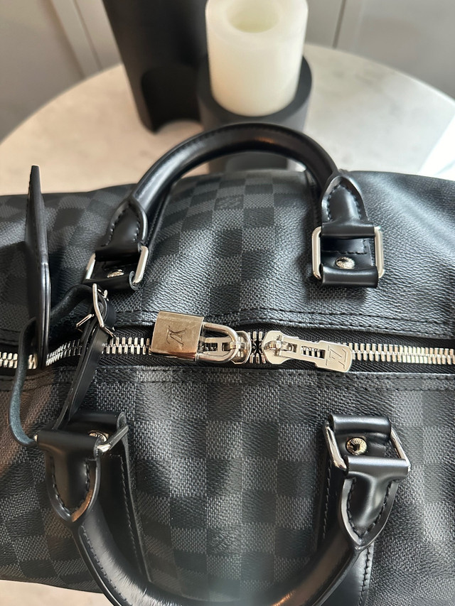 Louis Vuitton Keepall Bandollier - 45  in Women's - Bags & Wallets in City of Toronto - Image 3