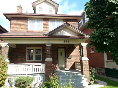 This house is in primary student renting location(668 George Street Peterborough) with renovated kit...