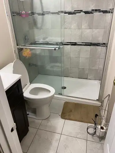 3 bdrm townhouse available for rent from April 1 on Bramalea and queen Brampton 1 minute walk to Asi...