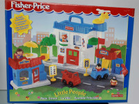 Fisher Price Little People Ensemble de Main Street. Âge 1½ - 5