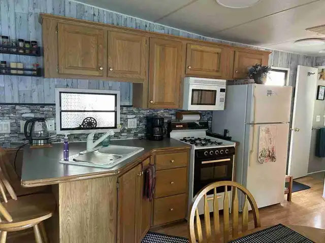 2003 Northlander supreme trailer Bayfield Ontario in Travel Trailers & Campers in Grand Bend - Image 6