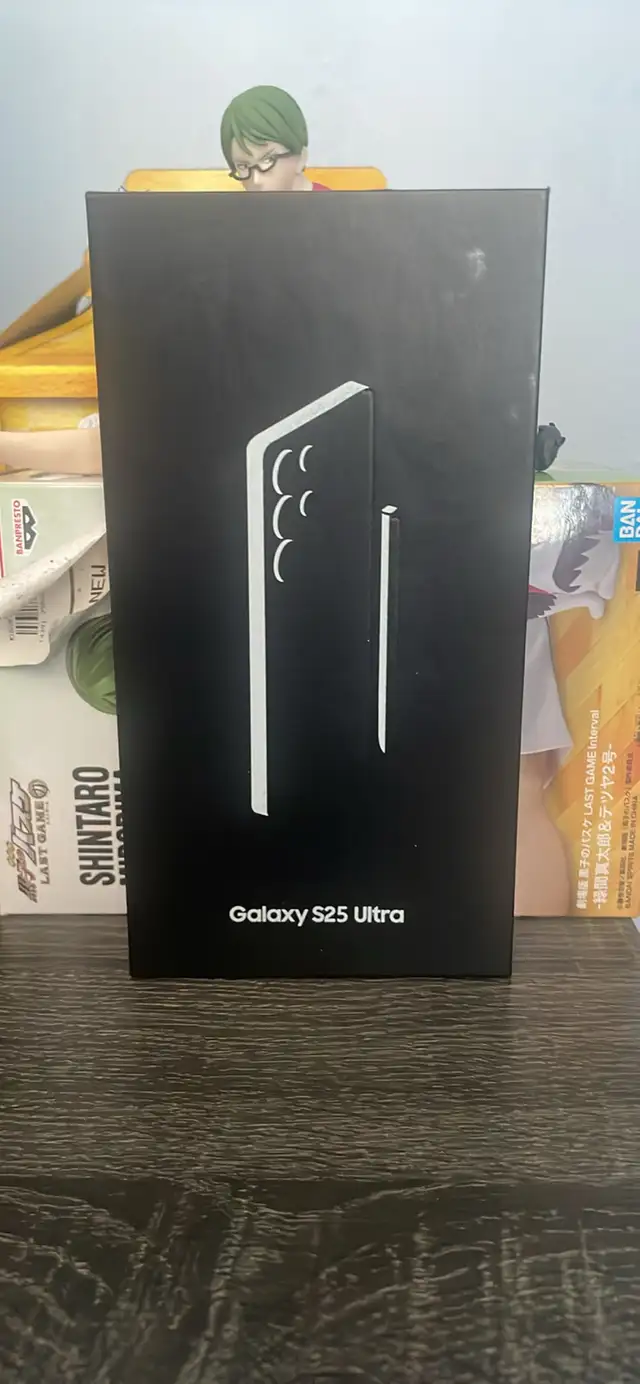 Brand New Samsung Galaxy S25 Ultra 1TB!!62864364613634126