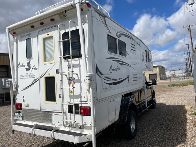 Arctic Fox 1150 dry bath truck camper | Travel Trailers & Campers