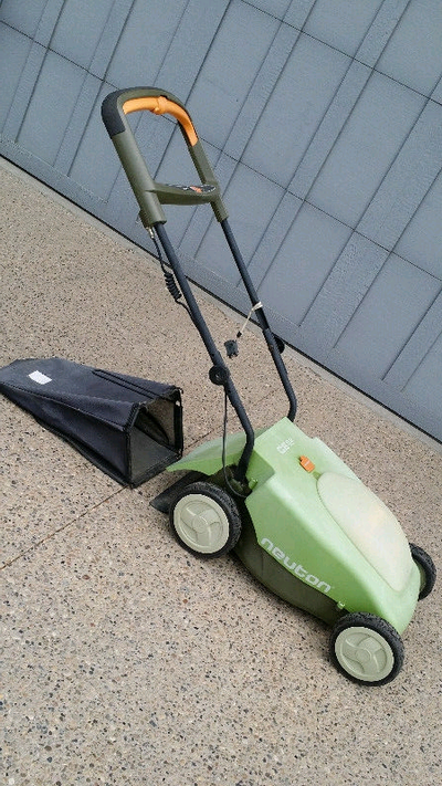 ☆☆☆SEVERAL GARDEN/LAWN ITEMS!!☆☆☆, View more