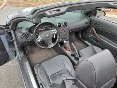 V6 Pontiac G6 Hardtop Convertible Automatic Air Cruise Heated Power Seats CD AM/FM Radio Alloy Rims...