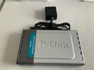 D-Link DI-704UP Cable/DSL Router, View more