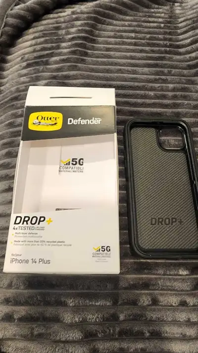 Otterbox Defender iPhone 14 Plus, View more