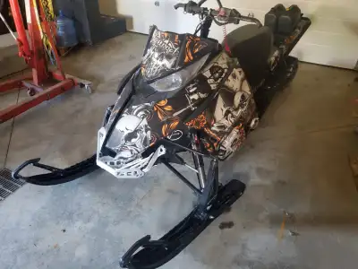 For Sale - Have a 2013 M800 LE Arctic Cat Snow Machine, 2680km, black/orange/white in color, 109 hou...