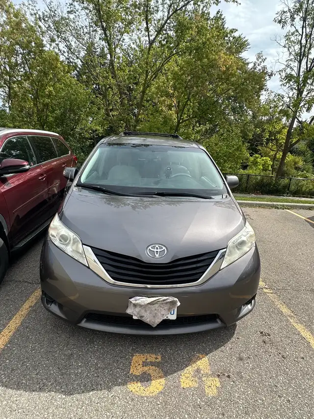 Toyota sienna
