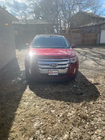 2014 Ford Edge · Suv · Driven 146,654 kilometers *If the ad is still up, it is still available * Ser...