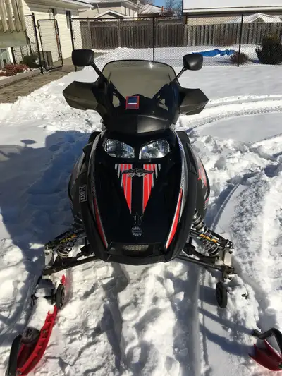 Very good condition, 2005 skidoo GSX 600 Hi Output. Hand and thumb warmers, new track (only 50km on...