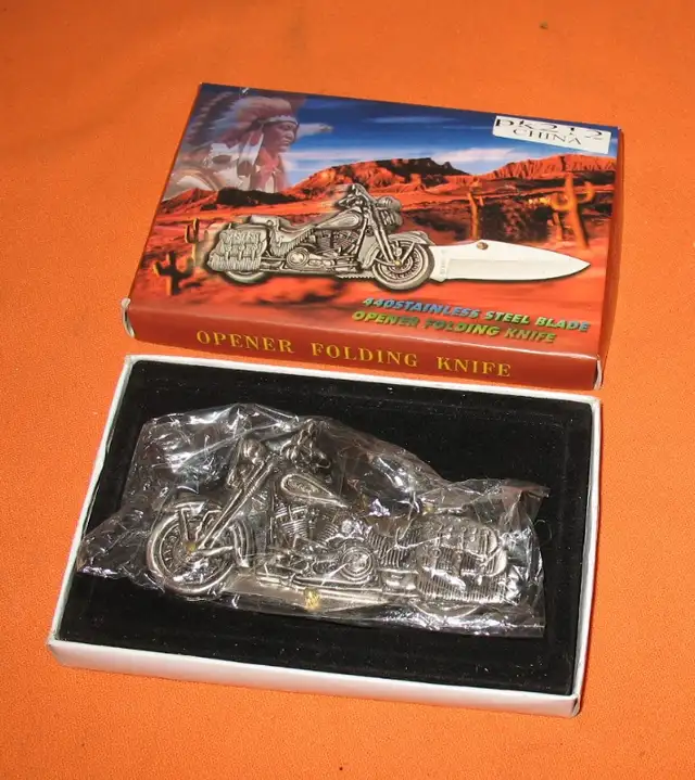 Knife Motorcycle /Bike #PK212 -Open Folding - Brand New In Case in Arts & Collectibles in Edmonton - Image 2