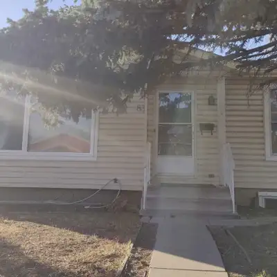 3 Bedrooms Main floor house in Falconridge NE for rent. Available immediately. Well laid out and in...