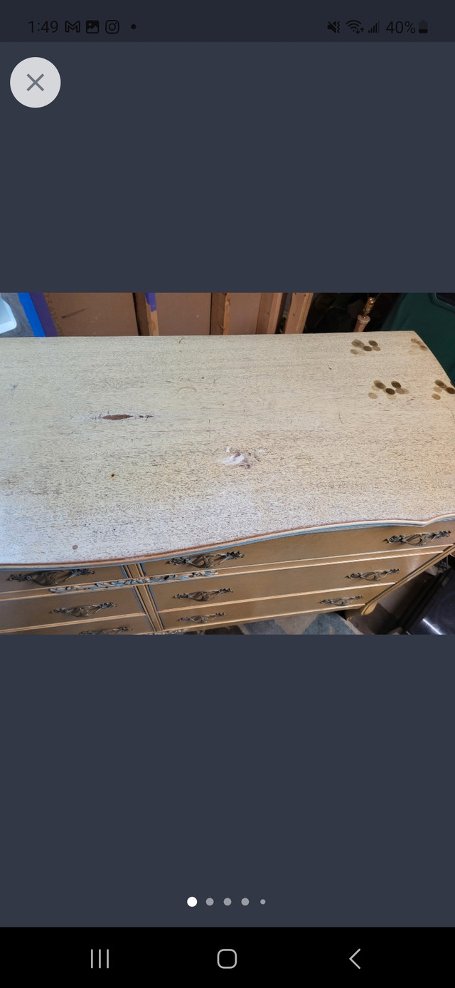 Antique French provincial bed & dresser  in Dressers & Wardrobes in Markham / York Region