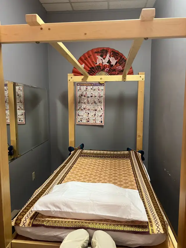 Aroon Sawat Thai Massage Bed