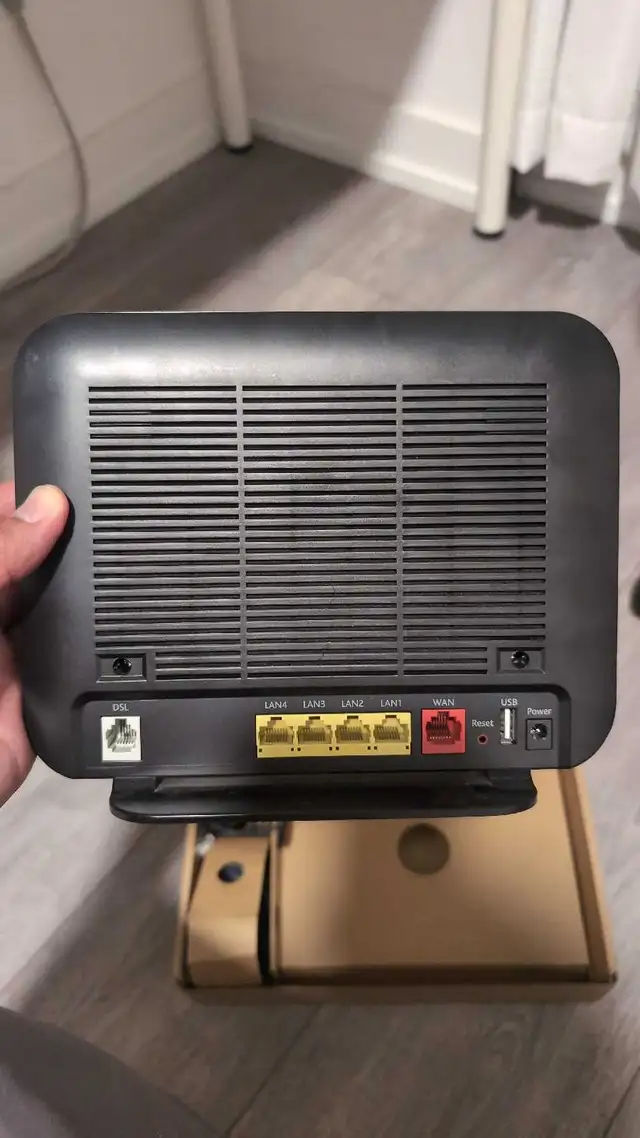Smart/RG SR516ac VDSL2 Gateway in Networking in City of Toronto - Image 4