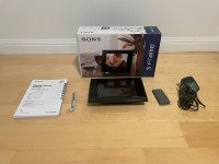 Sony S-Frame 7" Digital Photo Frame