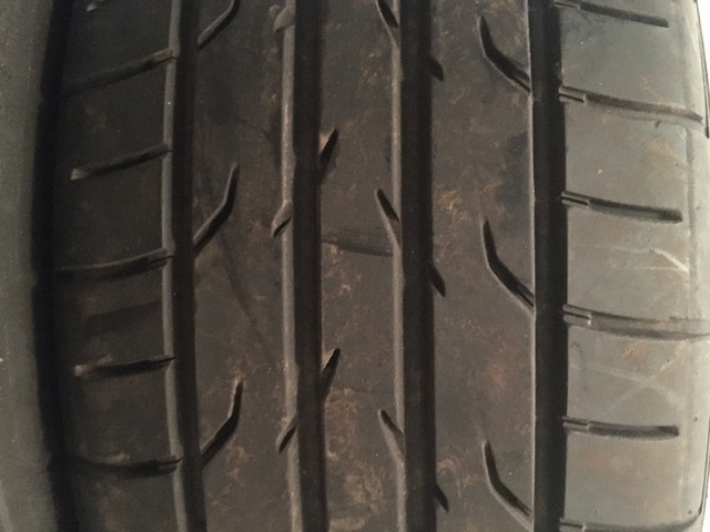 Set de pneus Dunlop Direza DZ102 - 215/55R17 94V (8/32) | Pneus et ...