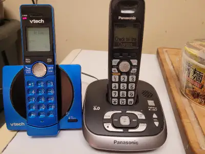 CORD LESS PHONES PANASONIC KX-TG4031C & VTECH CS6919-15, View more