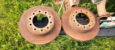 Good still. 10 bolt. 2008 f550 rotors. 14.53 diamter. Located in whitewood. Also have 10 bolt hub ad...