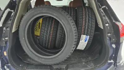 1000$ obo, brand new never used. 255/55R19