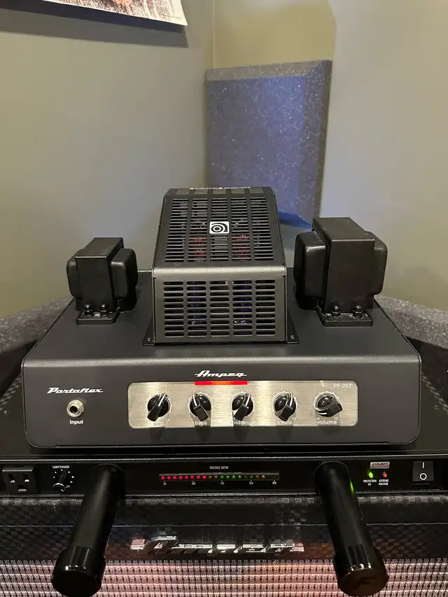 Ampeg PF-20T tube bass amp in Amps & Pedals in Mississauga / Peel Region - Image 2