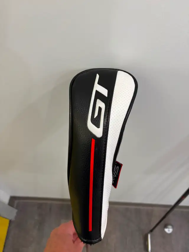 Titliest GT2 3 Hybrid in Golf in Ottawa - Image 11