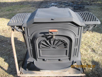 Vermont casting Resolute woodstove
