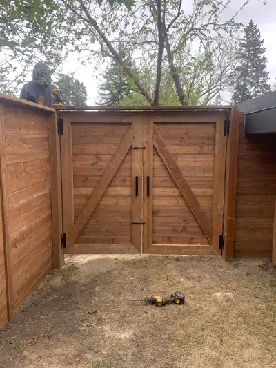 DECKS✅ FENCES✅ PERGOLAS✅REPAIRS /NEW BUILDS FREE ESTIMATES, View more