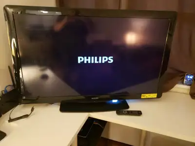WORKING BUT DEFECTIVE PHILIPS 46 INCH FLAT TV FOR PARTS/REPAIR, View more