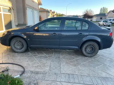 This Pontiac G5 SE has been driven with care. It offers excellent value for anyone seeking a trustwo...