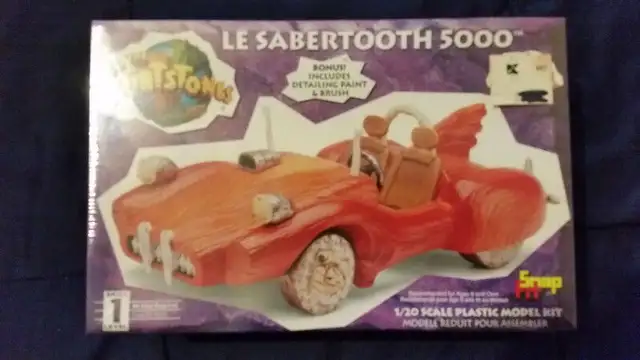 THE  FLINTSTONES,SABERTOOTH 5000 Car ,MODEL KIT  1993 LINDBERG in Arts & Collectibles in City of Montréal - Image 3