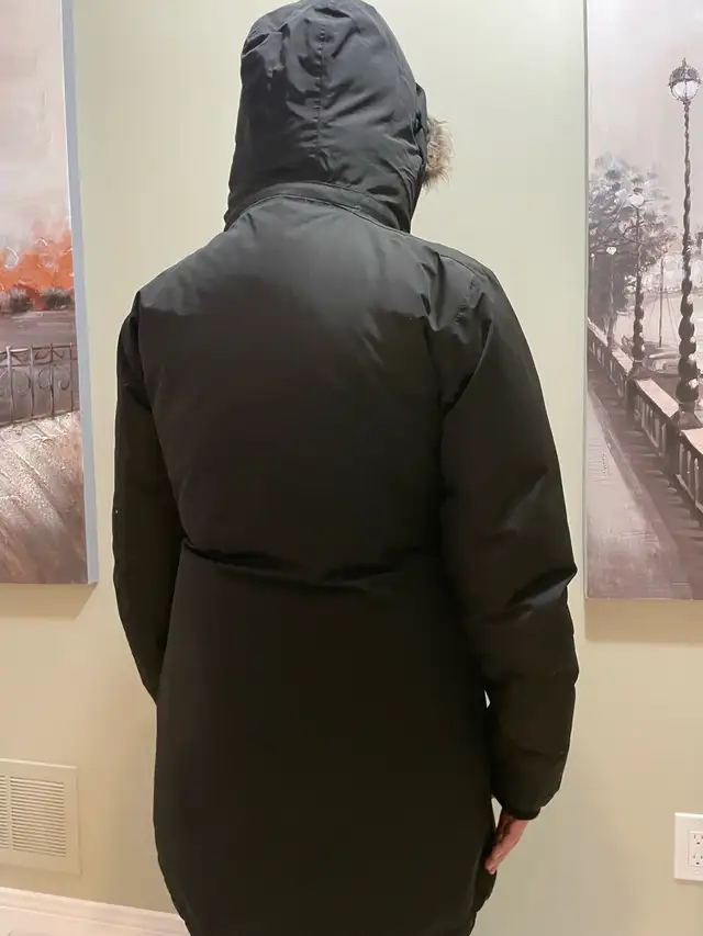 WOMENS WINTER JACKET in Women's - Tops & Outerwear in Oshawa / Durham Region - Image 5