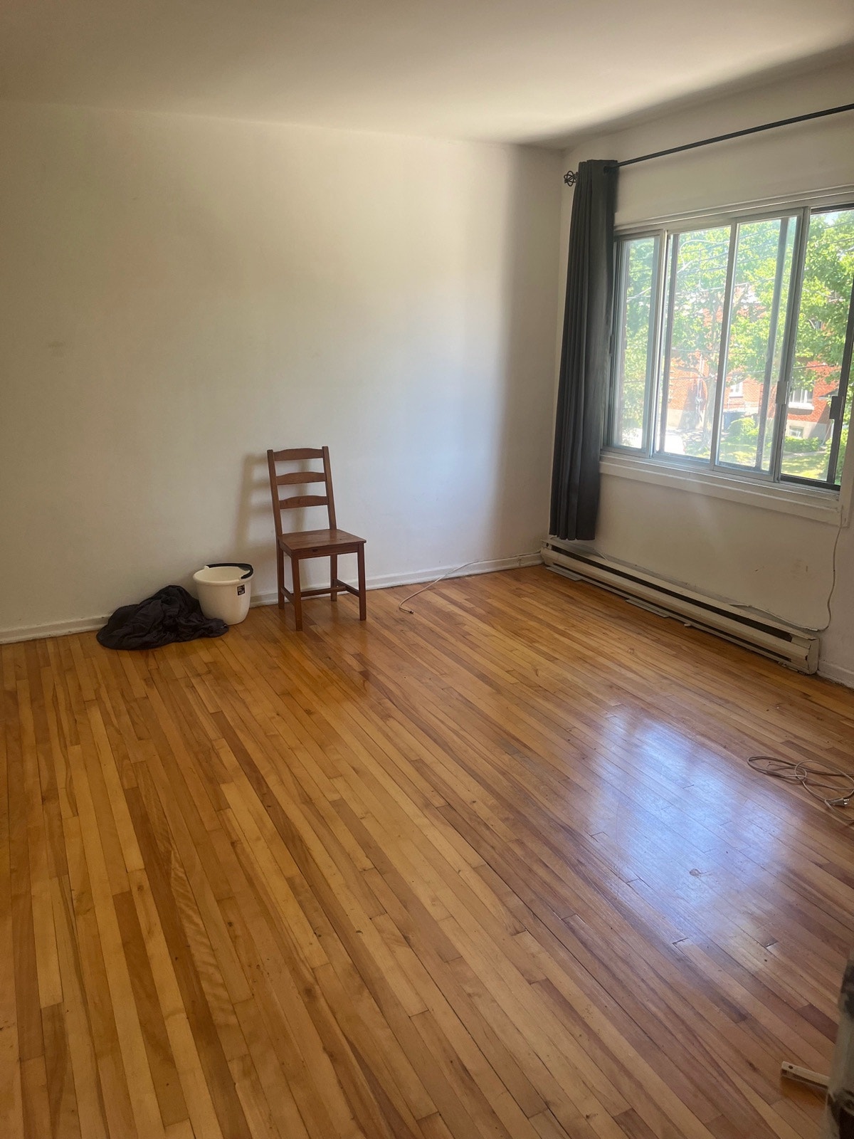 4 1/2 on the 2nd floor of duplex in saint laurent, near cote ver — photo 2