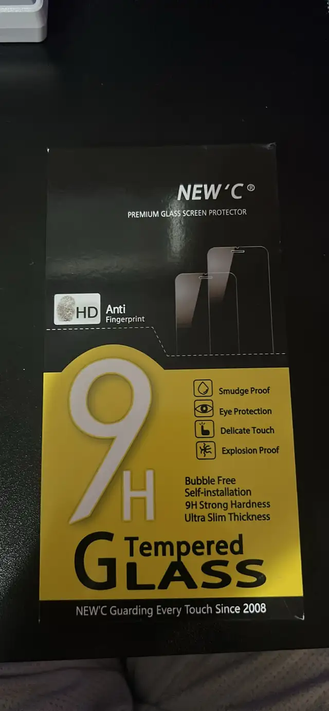 iPhone 14 Privacy Screen protector in Cell Phone Accessories in Regina - Image 2