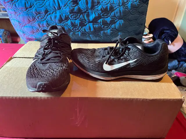 NIKE ZOOM WINFLO 5 MESH RUNNING SHOES in Women's - Shoes in Kitchener / Waterloo - Image 5