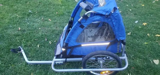 kids bike trailer , 2 seater in Kids in City of Toronto - Image 5