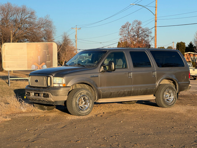2004 Ford Excursion Limited. 6.0 Diesel  in Cars & Trucks in Medicine Hat