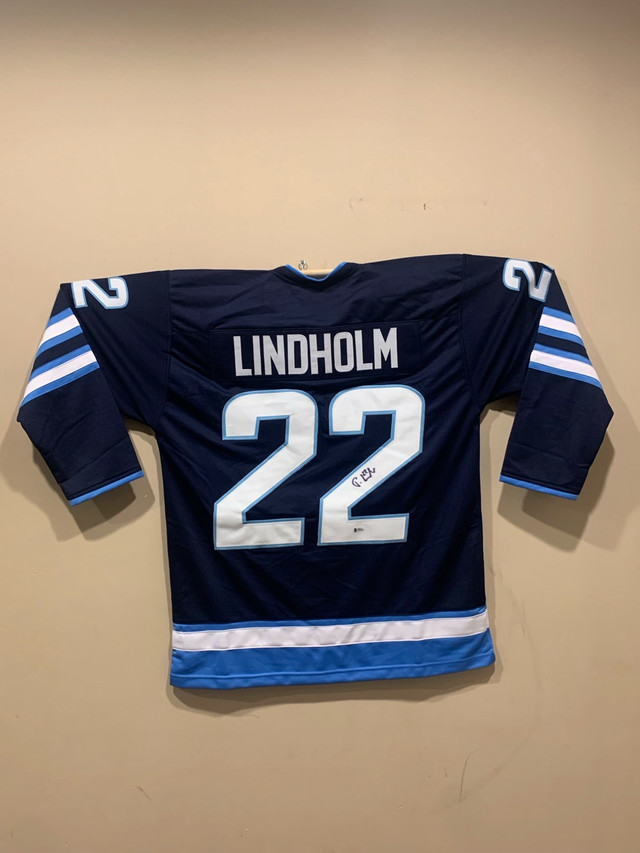 SIGNED AUTHENTIC Par Lindholm Retro Jets jersey  in Hockey in Guelph